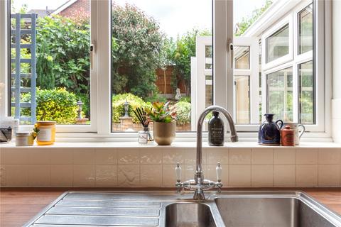 4 bedroom detached house for sale, Heron Way, Barton-Upon-Humber, North Lincolnshire, DN18
