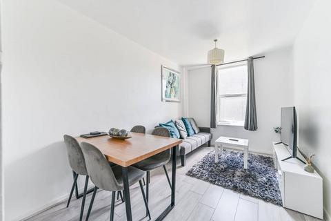 1 bedroom flat for sale, Brabourne Court, Crystal Palace, London, SE19