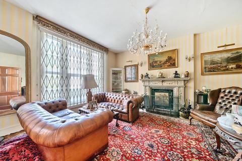 4 bedroom end of terrace house for sale, Vicarage Gardens,  London,  W8,  W8