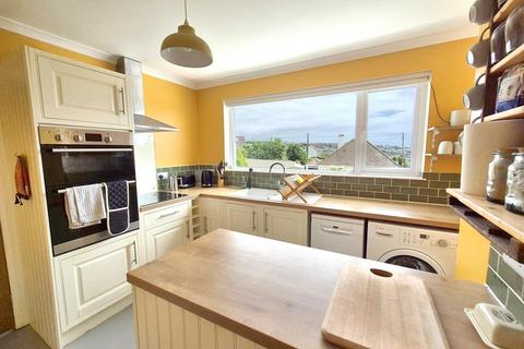 16 The Crescent, Porthleven, Helston, TR13 9LU