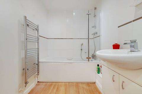 undefined, Cottage Close, Harrow on the Hill, Harrow, HA2