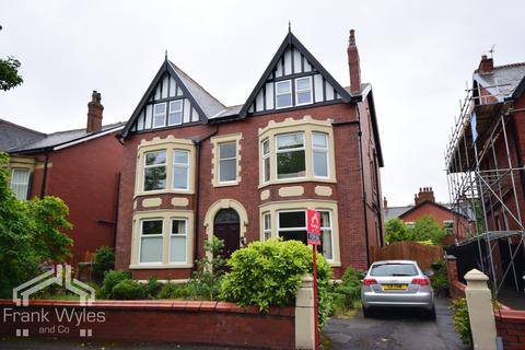 Flat 4, 5 Elms Avenue, Lytham, Lancashire