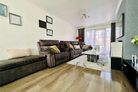 3 bedroom semi-detached house for sale, Leagrave High Street, Luton, Bedfordshire