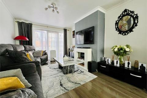 3 bedroom semi-detached house for sale, Leagrave High Street, Luton, Bedfordshire