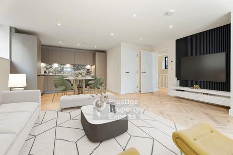 3 bedroom flat for sale, Somerset Road, London, W13