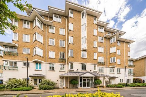 Strand Drive, Kew TW9