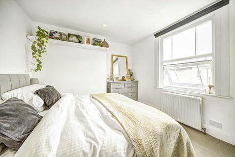 2 bedroom flat for sale, Coldharbour Lane, London SE5