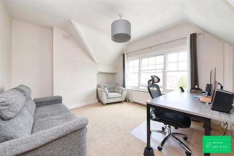 undefined, Muswell Hill Road, London