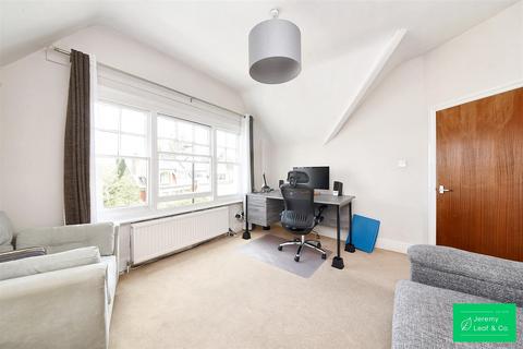 undefined, Muswell Hill Road, London