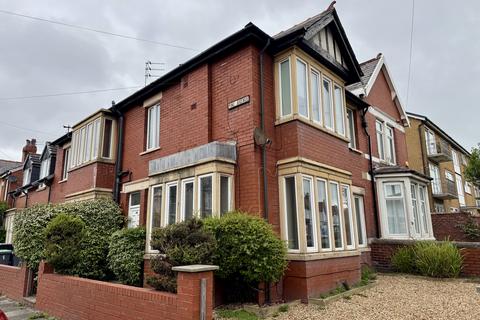 Waterloo Road, Blackpool FY4