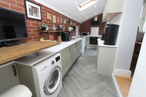 undefined, Westfield Road, Dudley DY2