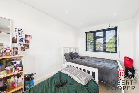 undefined, Ferncroft Avenue, Eastcote, HA4