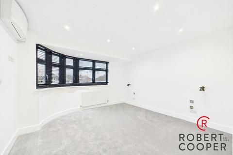 1 Ferncroft Avenue, Ruislip, HA4 9JE