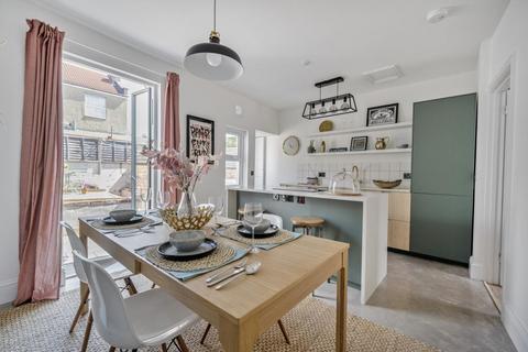 59 Gloucester Street, Eastville, Bristol, BS5 6QF