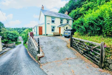 3 bedroom detached house for sale, Penybont, Carmarthen, Carmarthenshire.