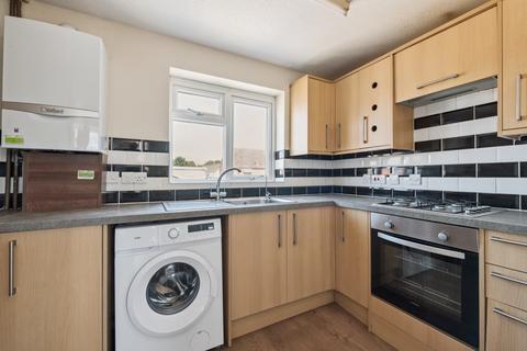 undefined, Rochfords Gardens, Slough SL2