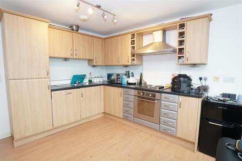 1 bedroom apartment for sale, Meadow Road, Apperley Bridge, Bradford