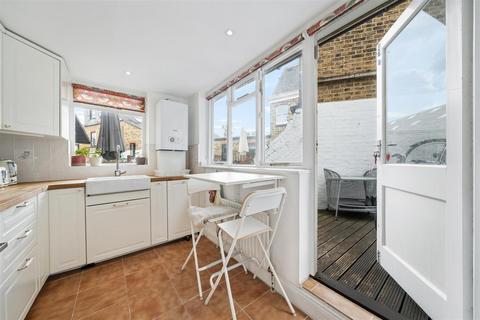 3 bedroom apartment for sale, Old Town, London
