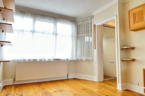 undefined, Regina Road, Southall UB2