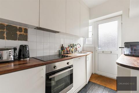 2 bedroom apartment for sale, Stockwell Park Walk, London