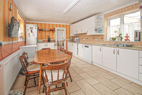 4 bedroom semi-detached house for sale, The Shade, Ely CB7