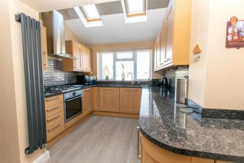 undefined, Derwent Drive, Dunstable LU6