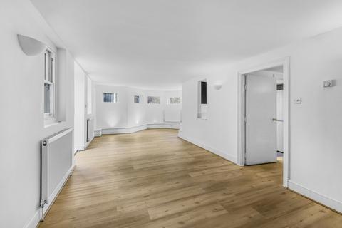 23a Aubert Road, London, N5 1TX
