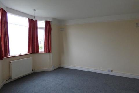 2 bedroom detached bungalow for sale, Centre Drive, Newmarket, Cambridgeshire, CB8 8AW