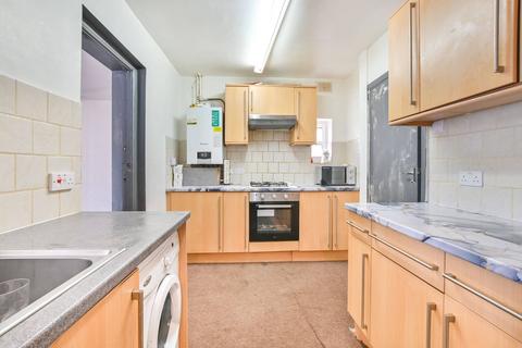 3 bedroom semi-detached house for sale, Lily Gardens, Alperton, Wembley, HA0