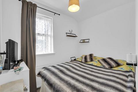 19 Pearcroft Road, London, E11 4DP