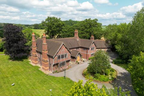 6 bedroom detached house for sale, Alcester Heath, Alcester, Warwickshire, B49