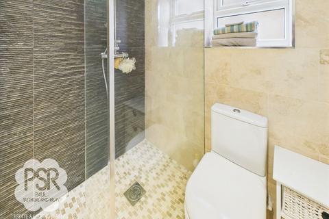 undefined, Scaliot Close, New Mills, SK22