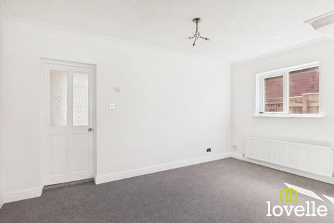 3 bedroom end of terrace house for sale, Endike Lane, Kingston upon Hull HU6