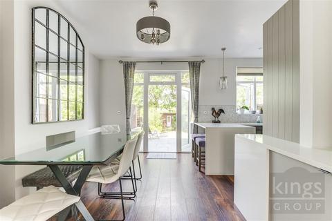 178 New Road, London, E4 9SJ