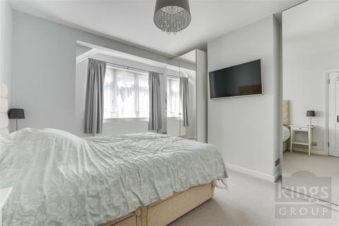 178 New Road, London, E4 9SJ