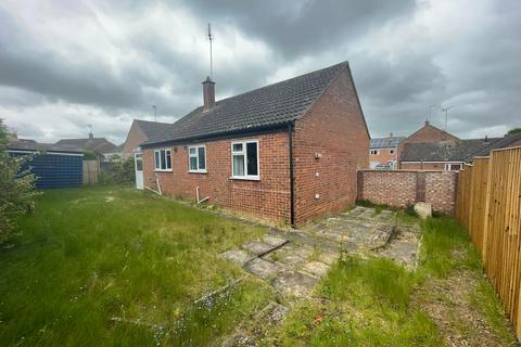 2 bedroom detached bungalow for sale, 8 Searle Close, Fakenham, Norfolk NR21 8NA