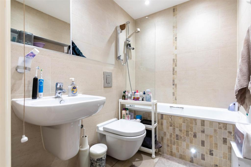 Bathroom.jpg
