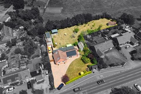 Treyarnon Main Road, Huntley, Gloucester, GL19 3EA