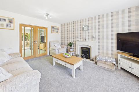 Treyarnon Main Road, Huntley, Gloucester, GL19 3EA