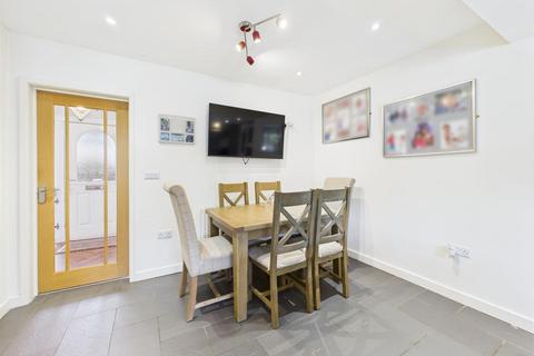 Treyarnon Main Road, Huntley, Gloucester, GL19 3EA