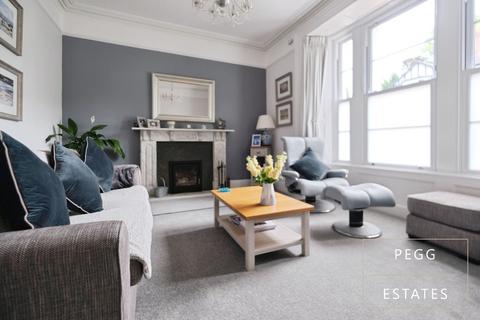 158 Avenue Road, Torquay, TQ2 5LQ
