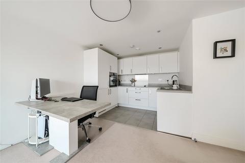 2 bedroom apartment for sale, Perkins Gardens, Ickenham, Uxbridge