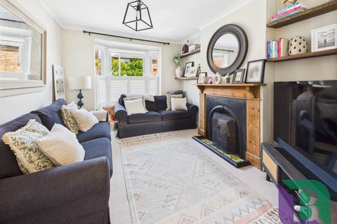 3 bedroom end of terrace house for sale, Vicarage Street, Milton Keynes MK17
