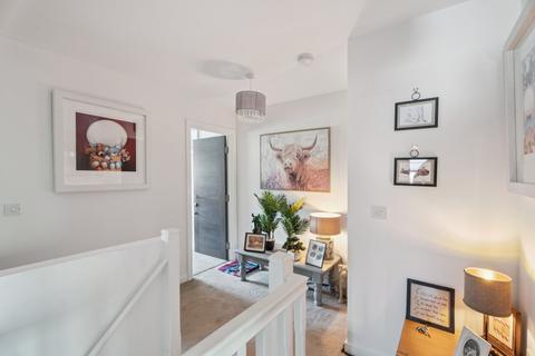2 Spring Drive, Longwick, Princes Risborough, HP27 9FG