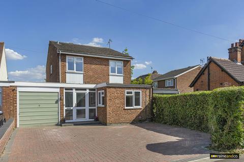 61 Cecil Crescent, Hatfield, AL10 0HG