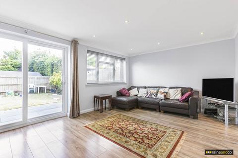 61 Cecil Crescent, Hatfield, AL10 0HG