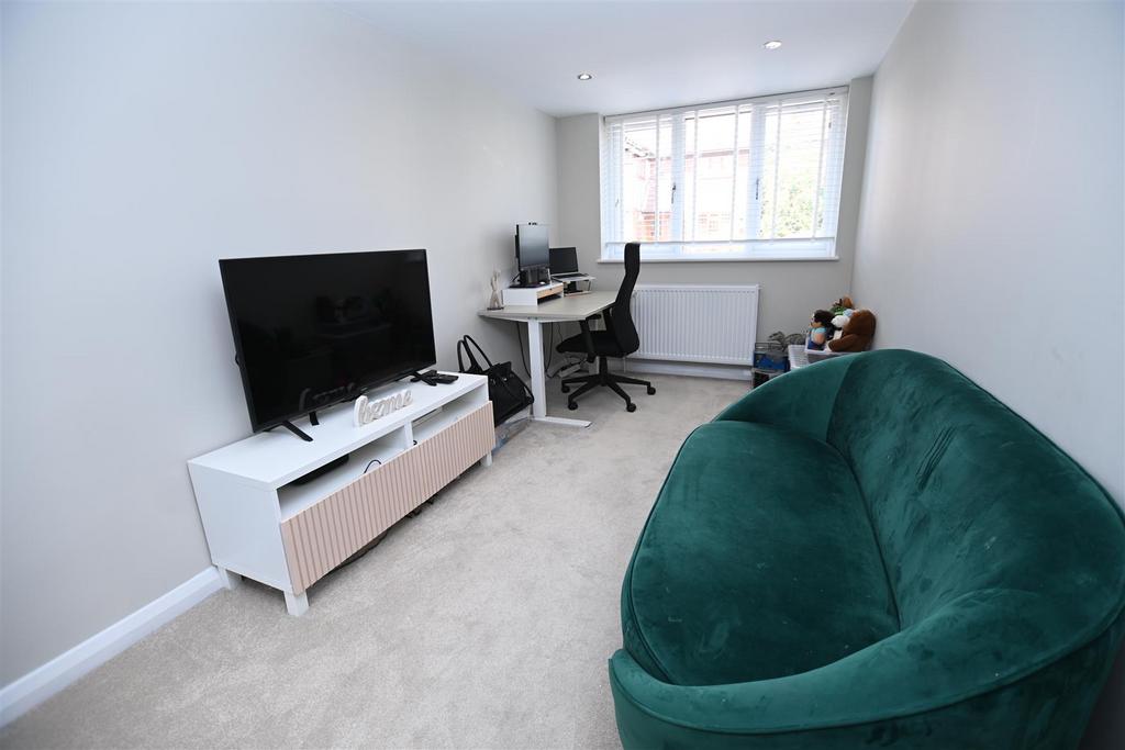 Office/Optional Ground Floor Bedroom Five