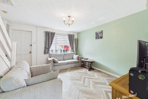 3 bedroom house for sale, The Pastures, Aylesbury, Buckinghamshire