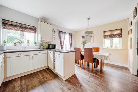 4 bedroom end of terrace house for sale, Mortimer Gardens, Colchester, Essex