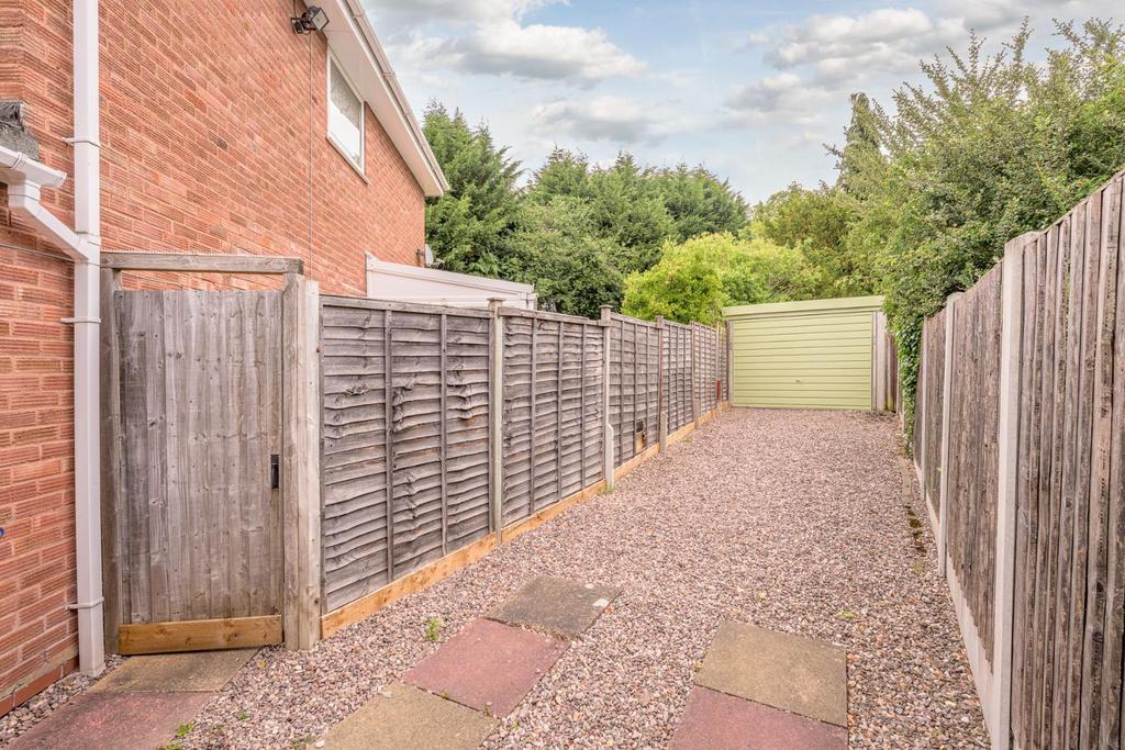 Detached Garage